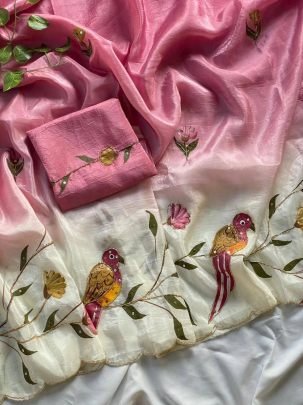 Aabha Gold Crush Handcrafted Brush Print Saree