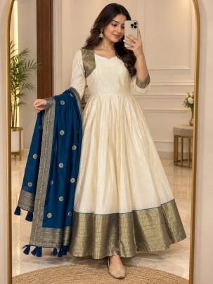 Aadhira Cotton Spun Silk Anarkali Set