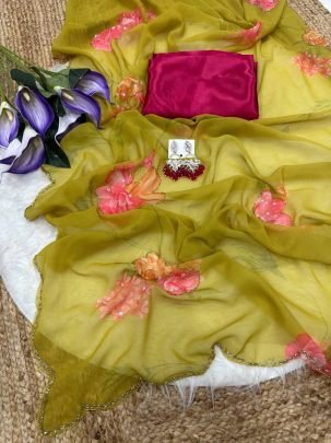 Aarna Digital Floral Georgette Saree