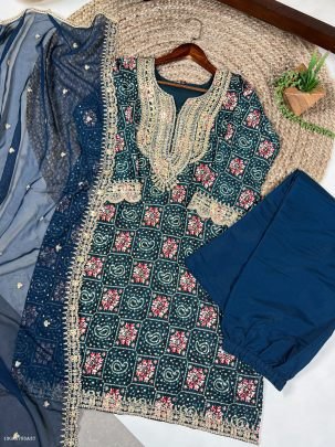 Embroidered Rayon Kurti Set with Organza Dupatta