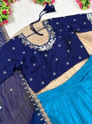 Embroidery lEHENGA