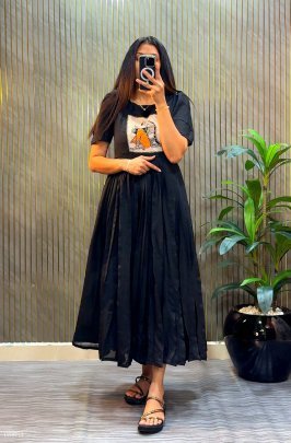madhuri printed panel gown