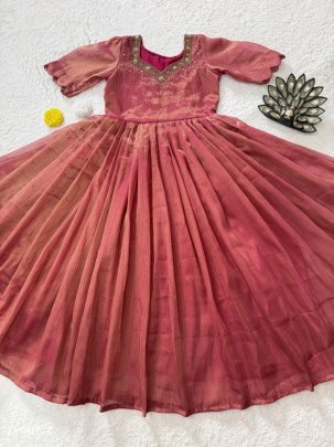 maggam v-neck kota tissue gown