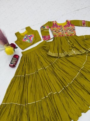 Royal Gamthi Koti Lehenga Choli Set