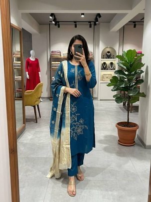 straight cut kurta sets