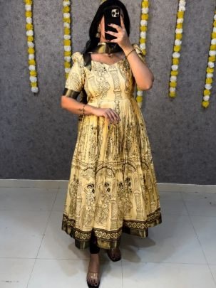 Telugu Bigg Boss fame Ritu Choudhary Dress