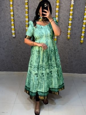 Telugu Bigg Boss fame Ritu Choudhary Dress