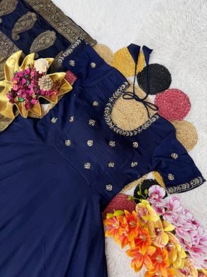 Telugu Bigg Boss fame Tanuja Dress