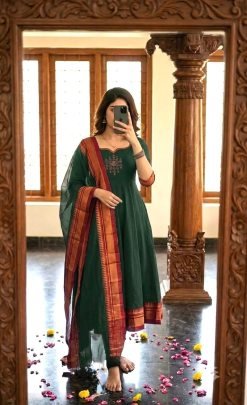 Traditional Span Cotton Top with Jacquard Zari Border