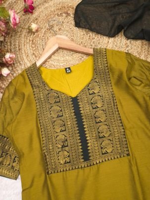 Vasudha Kanchi Weave Kurti Dupatta Set